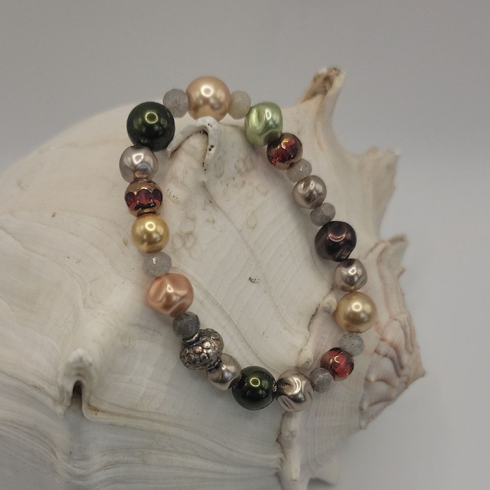 Hanscrafted Multicolor Beaded Stretch Bracelet  Standard Size 7"